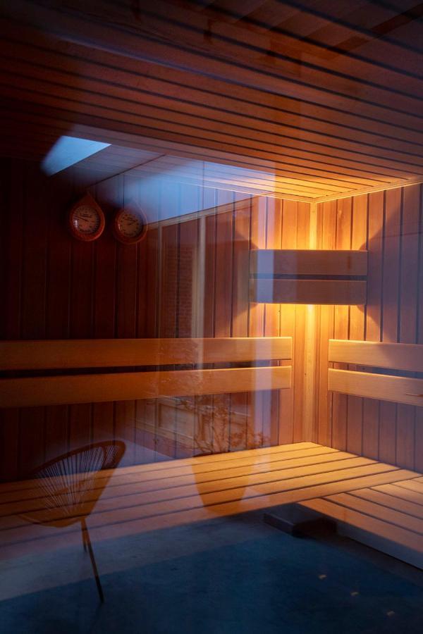 Studio73, Guesthouse Met Sauna Kortrijk Bagian luar foto
